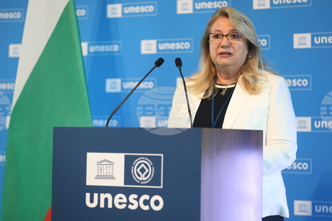 България се гордее, че е част от колективното усилие за опазване на нашето наследство, каза зам.-министърът на туризма Ирена Георгиева в Париж