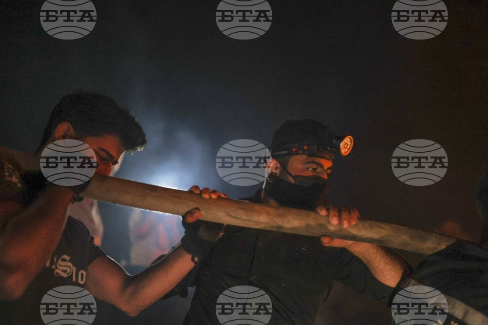 APTOPIX Syria Wildfires