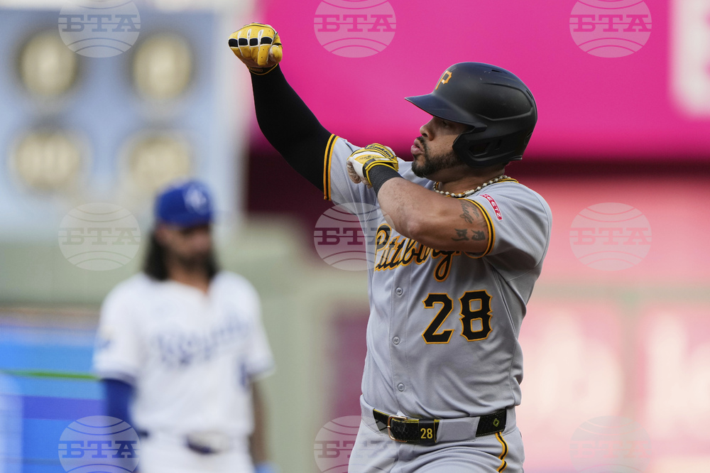 Pirates Royals Baseball