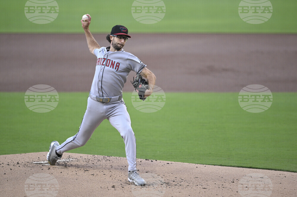 Diamondbacks Padres Baseball