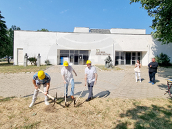 Сливен - зала „Сирак Скитник“ - първа копка