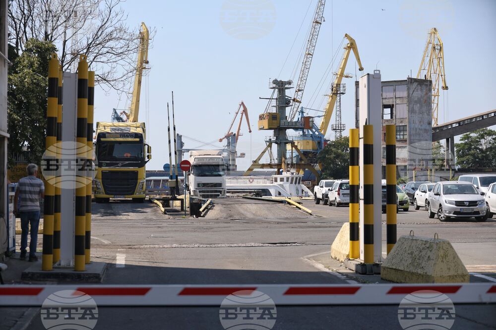 Бургас - пристанище - Жечо Станков - посещение