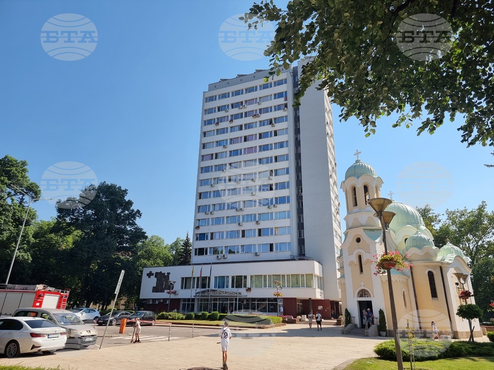 Община Перник ще придобие правото на собственост върху бившия „Дом на металурга“ в квартал „Изток“, реши Общинският съвет
