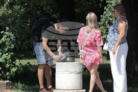 Горещо време