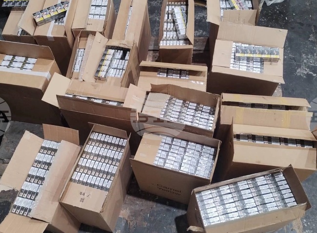 Контрабанда на 9500 кутии цигари е спряна на ГКПП "Лесово"