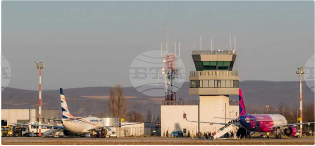 Аджерпрес: Летище Бакъу - първото в Румъния, което иска финансиране за голям проект за възобновяема енергия