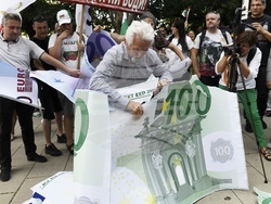 „Възраждане“ - протест