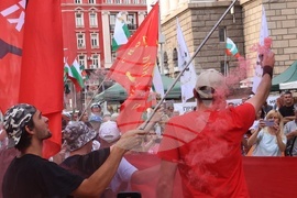 „Възраждане“ - протест