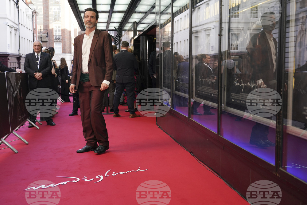 Britain Modigliani Three Days On The Wing Of Madness Premiere