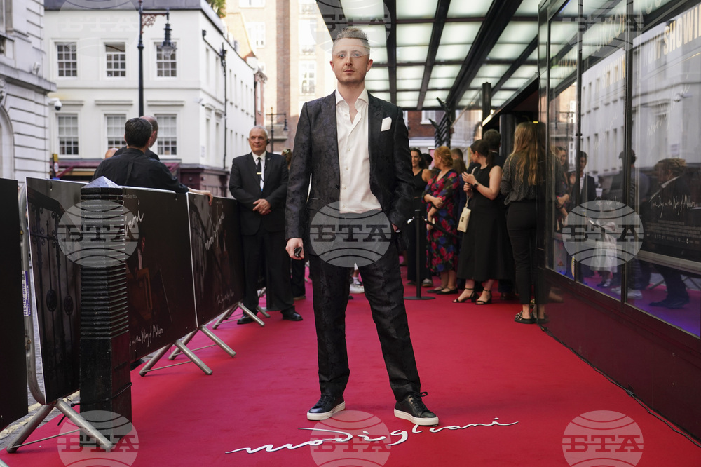Britain Modigliani Three Days On The Wing Of Madness Premiere