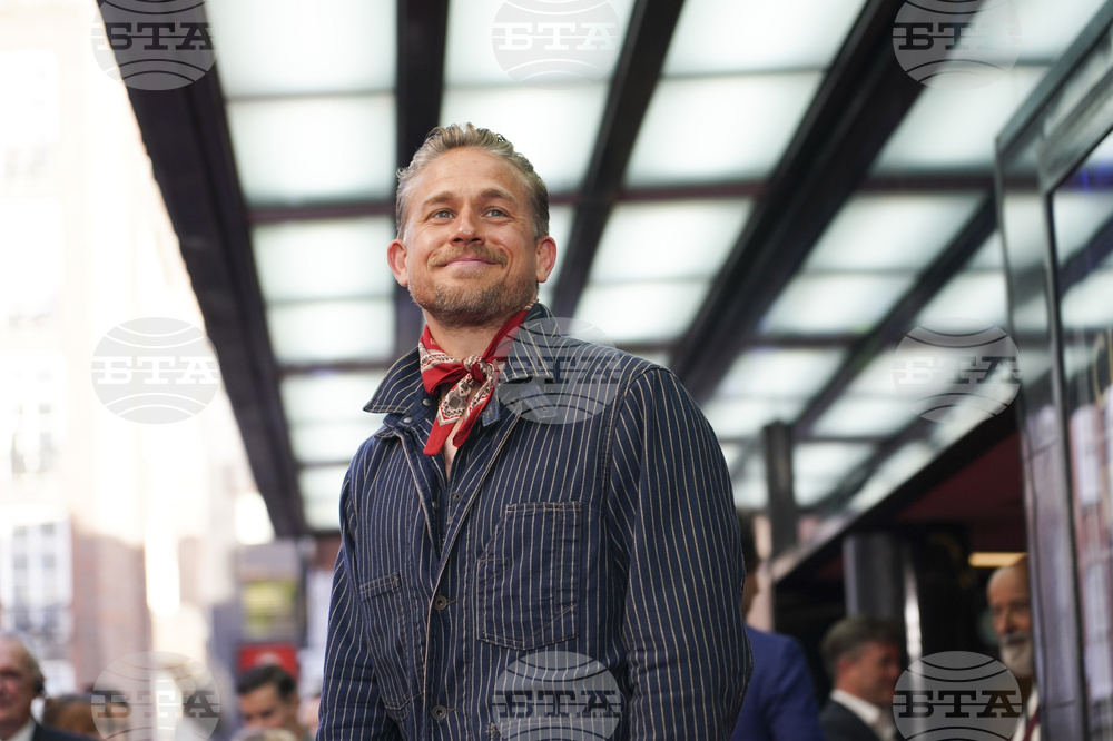 Britain "Modigliani Three Days On The Wing Of Madness" Premiere