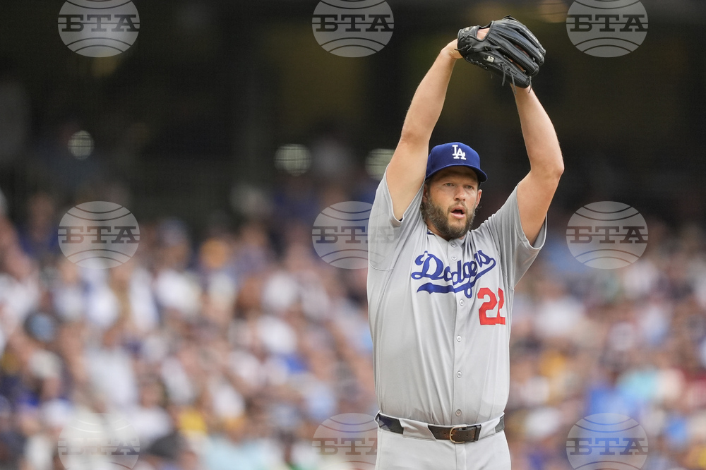 Dodgers Brewers Baseball