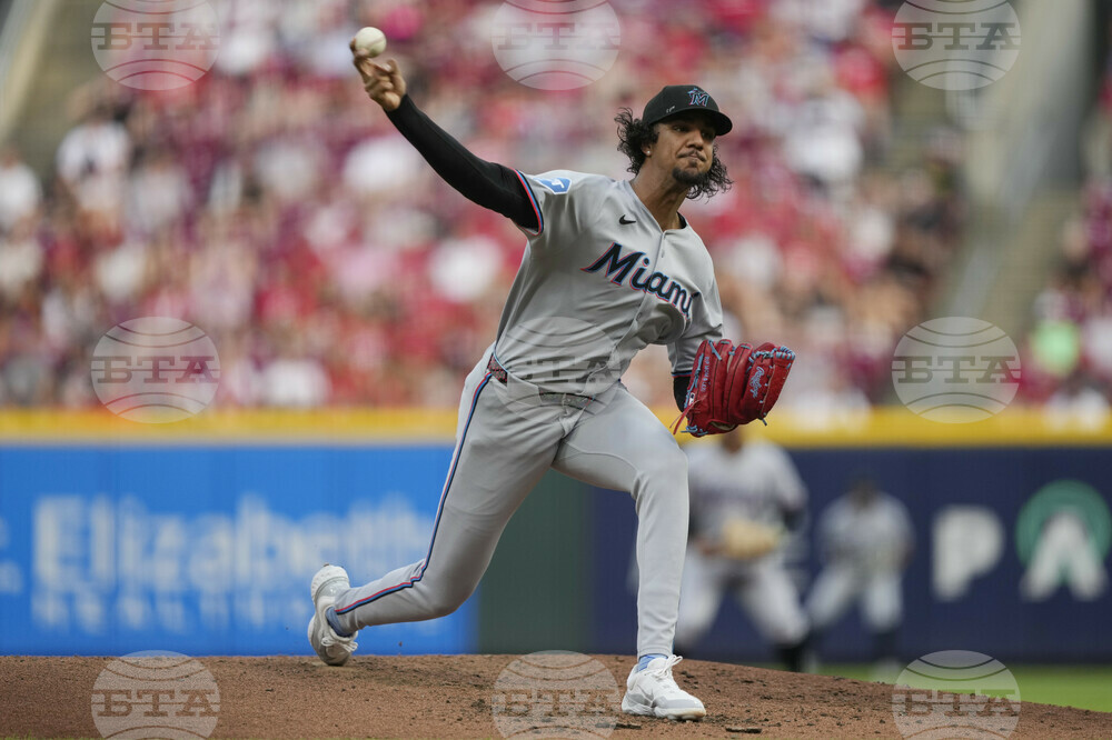 Marlins Reds Baseball