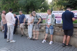 „Децата се нуждаят и от тате, и от мама!“ - символична разходка