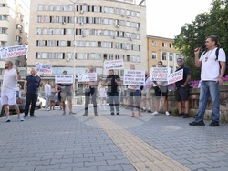 „Децата се нуждаят и от тате, и от мама!“ - символична разходка