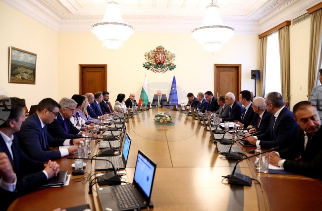 Government Appoints New Honorary Consul of Bulgaria in Bangladesh