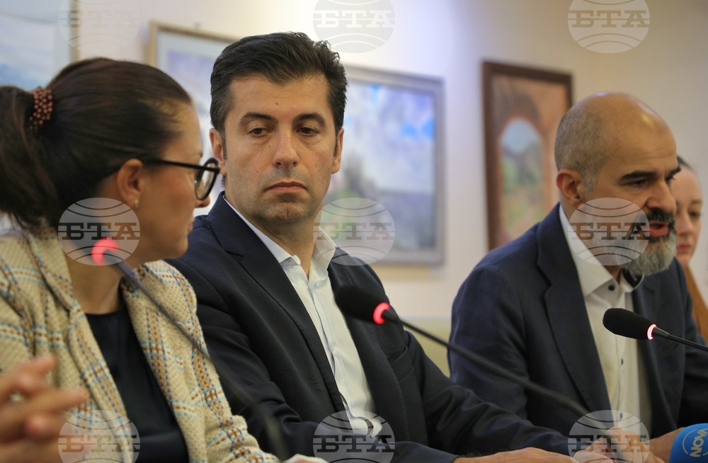 Кирил Петков призова всеки варненец, който се чувства свободен, да подкрепи задържания кмет