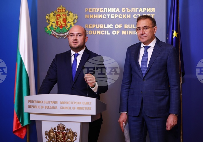 Министерски съвет - Георги Георгиев - Борислав Гуцанов - пресконференция