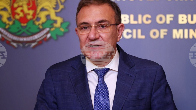 Twenty-five Elderly Being Taken out of Unlicensed Nursing Home in Burgas, Says Social Policy Minister