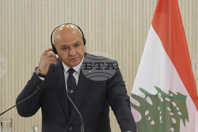 Президентът на Ливан Жозеф Аун призова "Хизбула" да предаде оръжията си на армията 