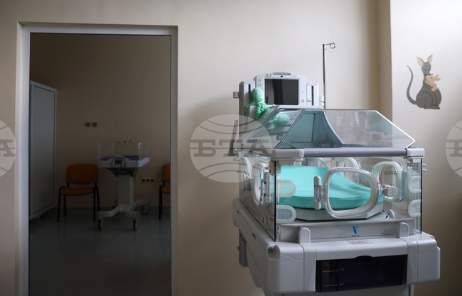 Болницата в Карлово търси лекари по всички специалности в лечебното заведение