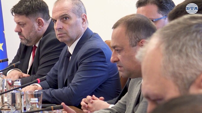 Пътят Ботевград - Видин ще бъде изцяло завършен до края на мандата на правителството, заяви министър Иван Иванов