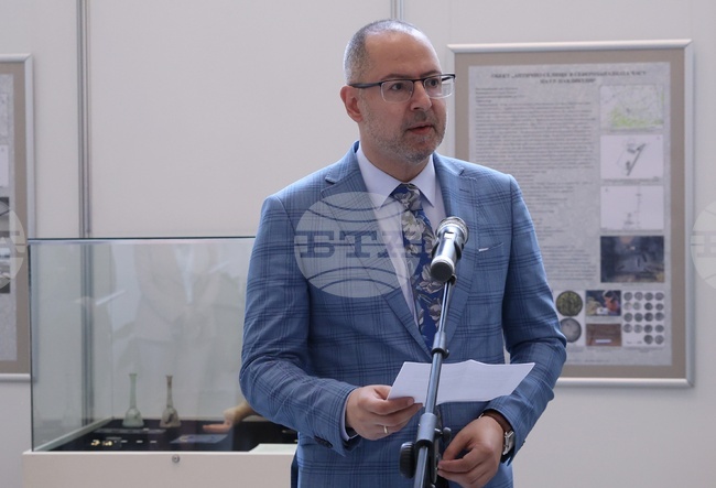 Археологията е с добавена стойност, както за историческата ни памет, така и за българската икономика, каза Димитър Николов
