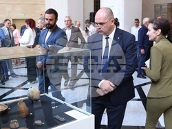 Народно събрание - „Археологията във Велико Търново” - изложба