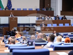 Народно събрание - заседание - вот на недоверие - дебати