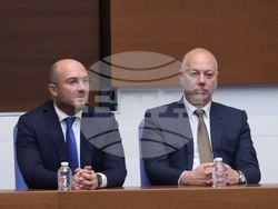 Народно събрание - заседание - вот на недоверие - дебати