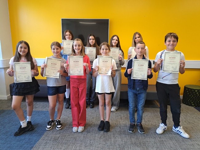 Завърши учебната година в Българското училище „Св. св. Кирил и Методий” в Уотфорд, Великобритания