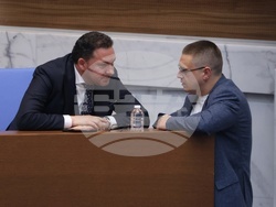 Народно събрание - заседание - вот на недоверие - дебати