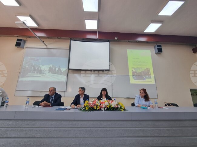 Балотаж ще реши кой ще бъде следващият ректор на Тракийски университет