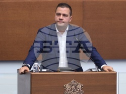 Народно събрание - заседание - вот на недоверие - дебати