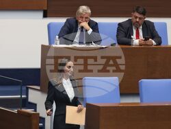 Народно събрание - заседание - вот на недоверие - дебати