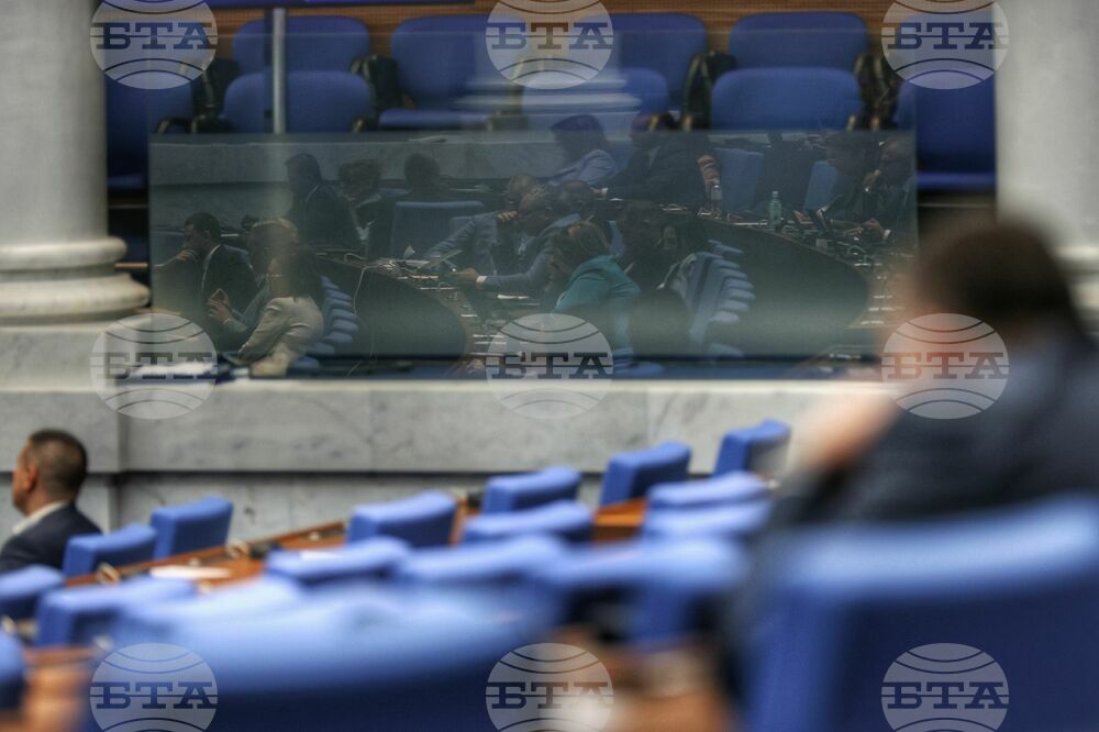 Parliament Debates Fourth No-Confidence Motion against PM Zhelyazkov’s Cabinet