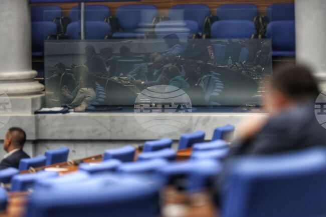 Народното събрание ще гласува вота на недоверие за провал в сектора на околната среда и водите в петък