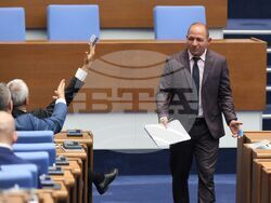 Народно събрание - заседание - вот на недоверие - дебати