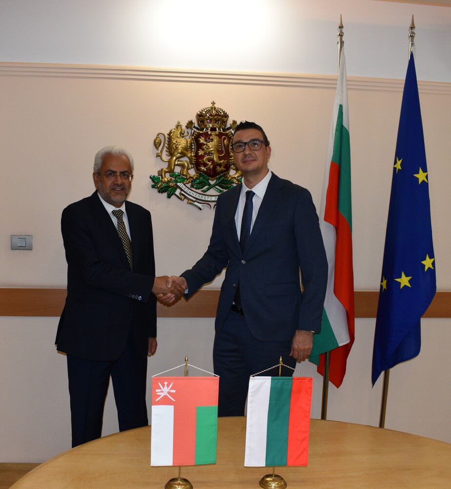 Bulgarian, Omani Economy Ministers Discuss Intensifying Cooperation in Trade and Investment