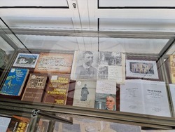 Разград - изложба - библиотека