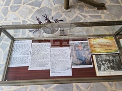 Разград - изложба - библиотека