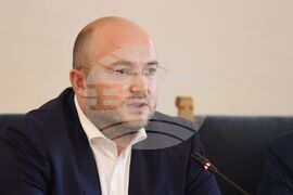 Парламент - Комисия по конституционни и правни въпроси - заседание