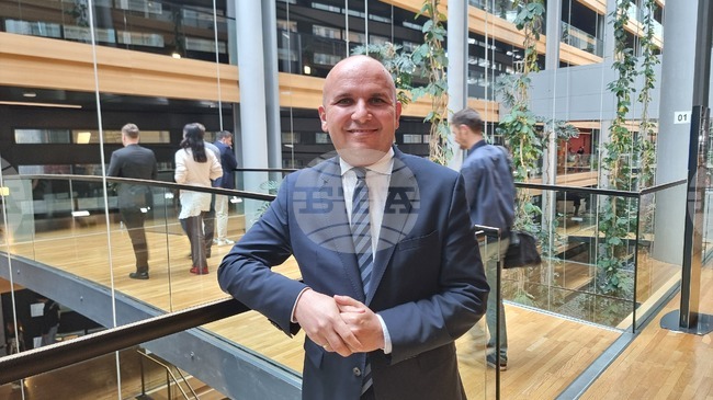 Bulgarian MEP Kyuchyuk: It Was a Mistake for Issues Like Identity and Language to Appear in a Political Report