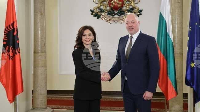 Bulgarian PM Praises Albania’s Reforms, Role in NATO, Policy on Minorities