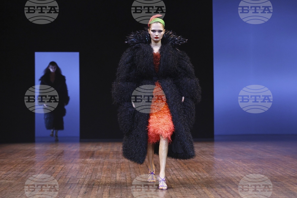 France Fashion Viktor & Rolf F/W 25 26