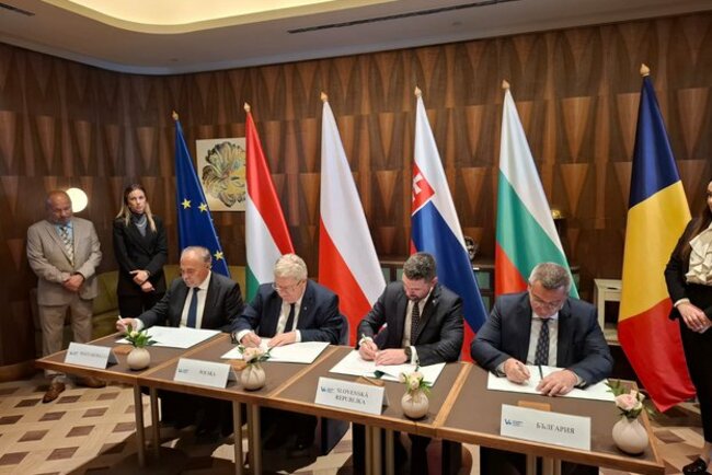 Съвместна декларация относно земеделските аспекти в изменението на търговското споразумение между ЕС и Украйна подписаха петима ресорни министри