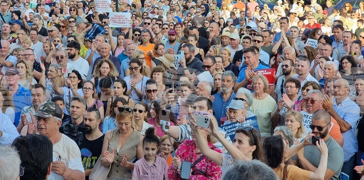 Protest in Support of Detained Mayor Blagomir Kotsev Takes Place in Varna