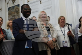 Франция - Париж - ЮНЕСКО - „Green Machine“