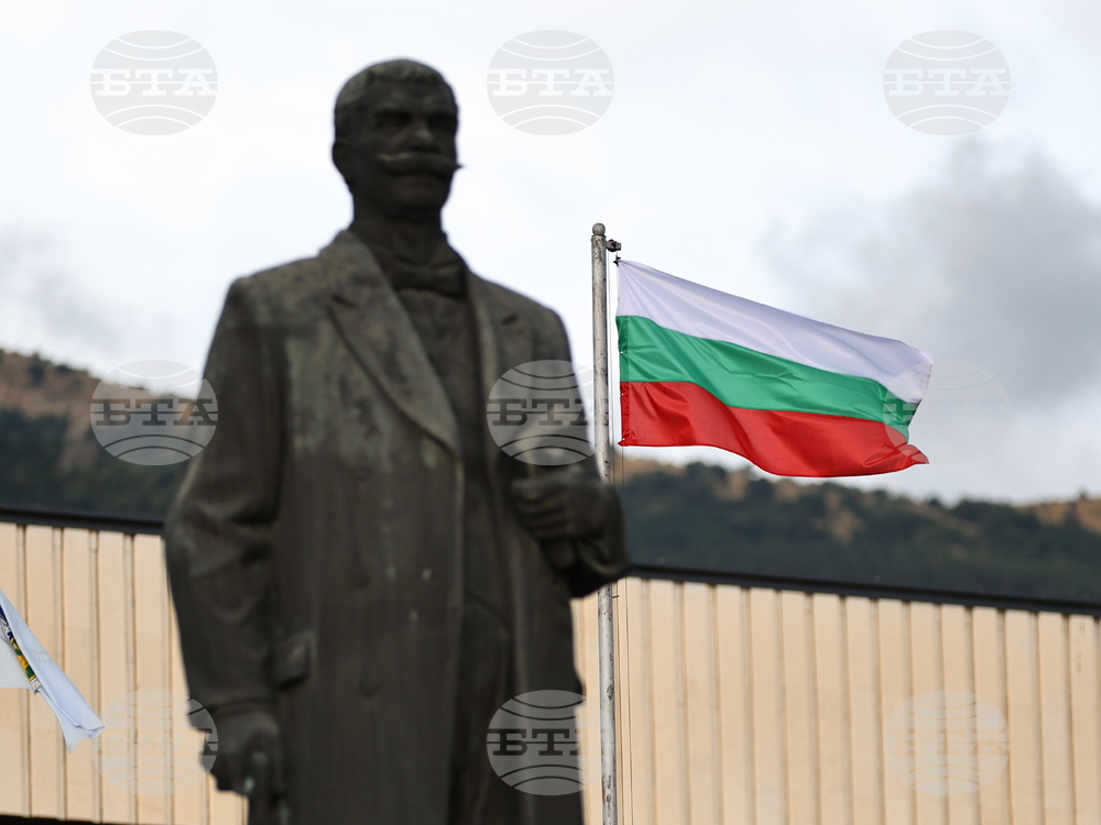 Сопот - вицепрезидентът Илияна Йотова - церемония