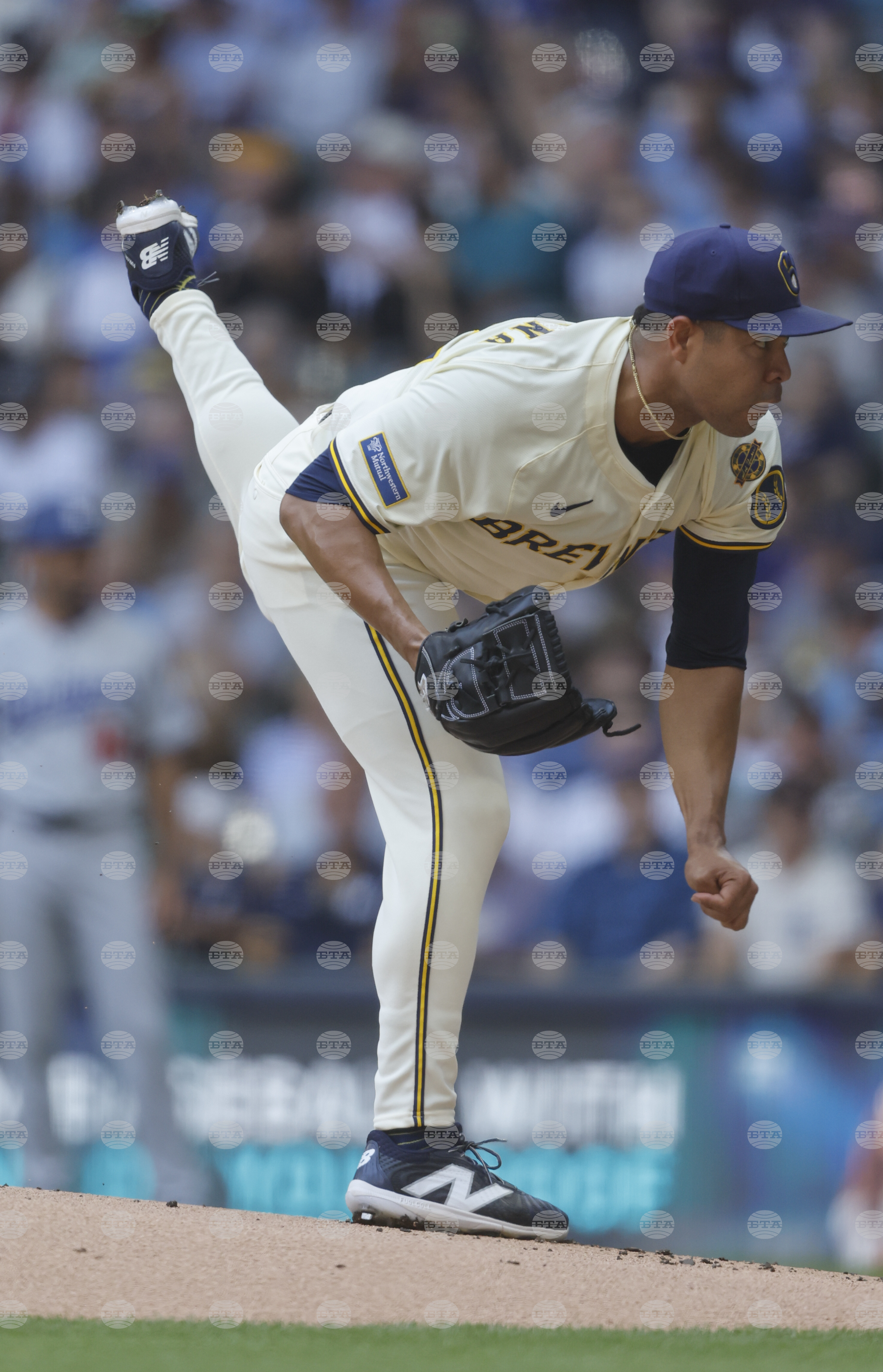 Dodgers Brewers Baseball